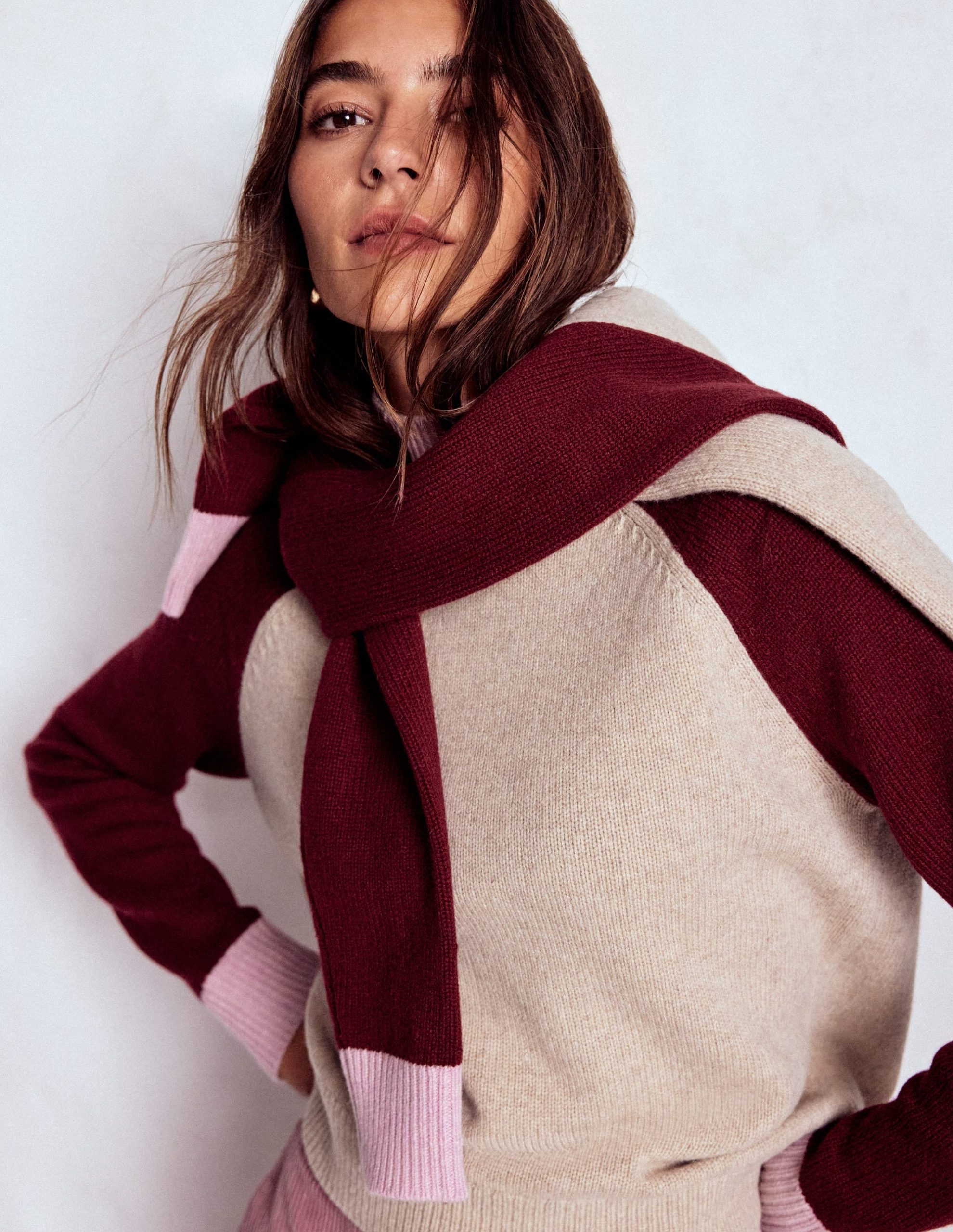 Marion Merino Rib Neck Sweater-Linen, Pinotage Colour Block - Image 2